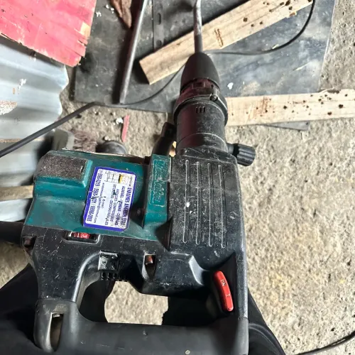 Martelete 10 Kg Sds Max  Makita + Acessórios usado 220v 
