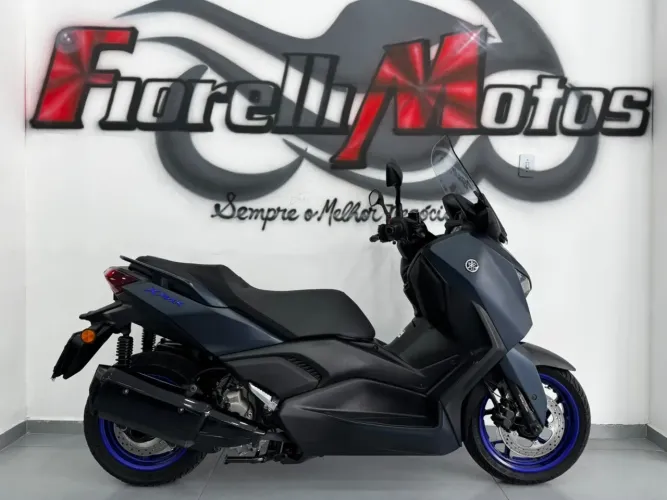 Yamaha Xmax 250 connected abs 2025
