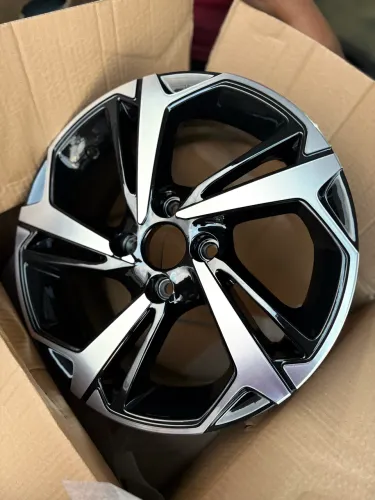 Jogo de rodas r14 modelo GM 