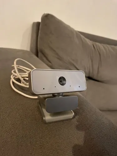 Câmera Webcam Lenovo 300 Full HD com 2 Microfones 