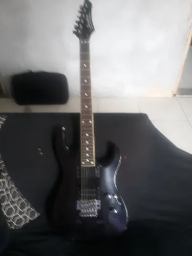 Guitarra floyd Rose Strinberg