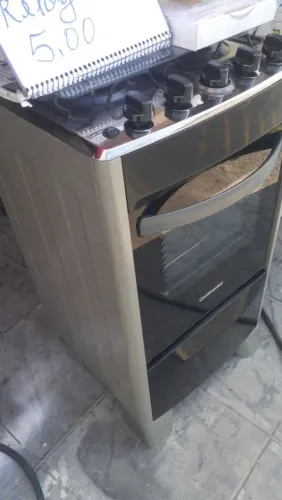Fogão novo novo tudo funciona perfeitamente eletrico
