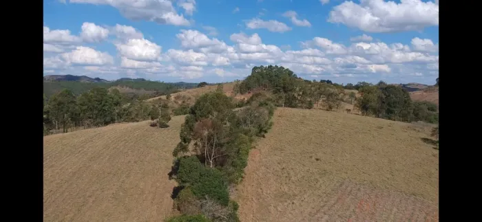 Fazenda a venda em Oliveira MG com potencial pra café