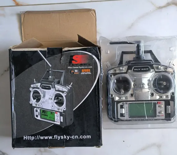 Rádio Controle aeromodelo Fly Sky FS-T6