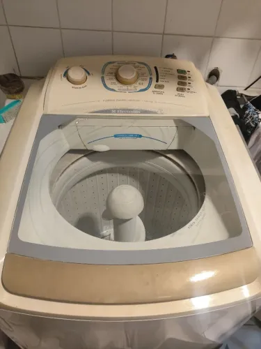 Máquina de lavar Eletrolux 10 kg
