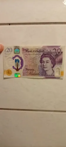 Cédula nova Flor De Estampa £20 Inglaterra Rainha Elizabeth ll - R$200,00