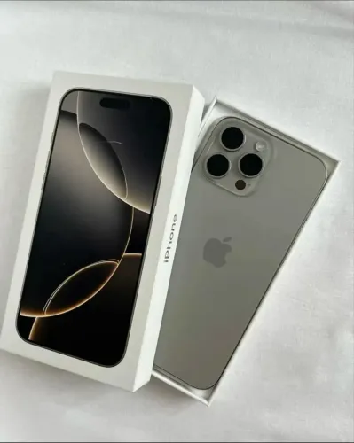 iPhone 16 Pro Max 256gb (traseira trincada)