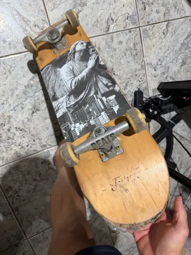 Skate Profissional Shape Maple + Lixa grizzly