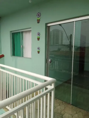 Alugo apartamento - Leia o anúncio por favor.
