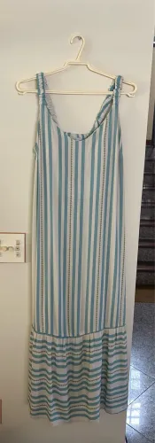 Vestido longo listrado