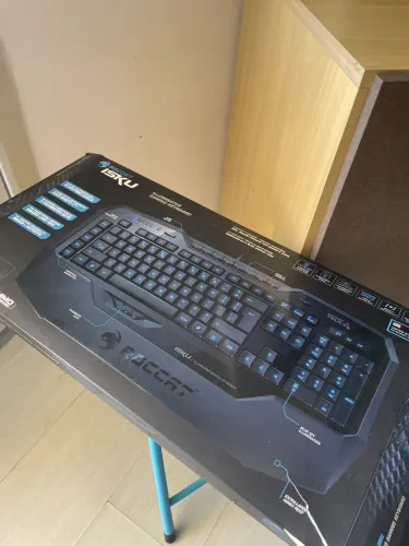 TECLADO ROCCAT ISKU ORIGINAL