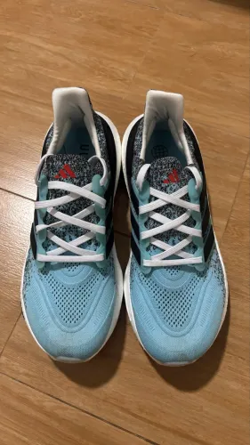 Adidas Ultraboost Light 23