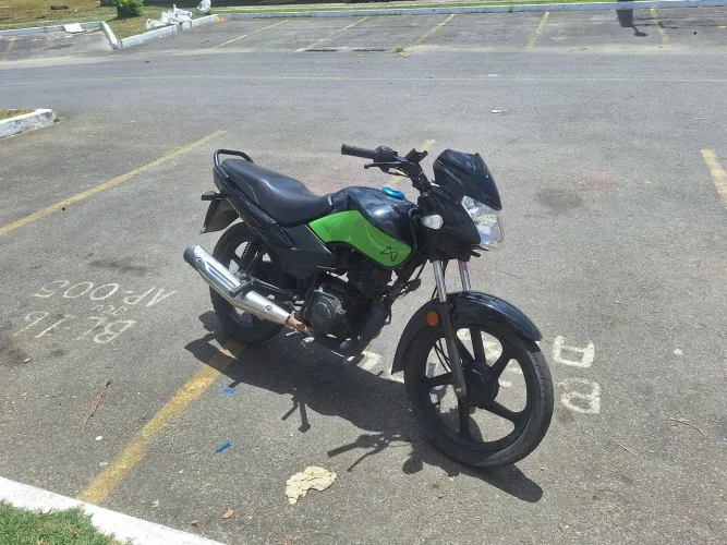 Mottu a moto forte pro corre