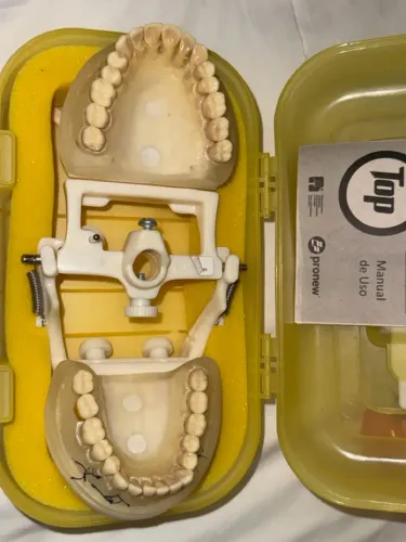 Manequim de Cirurgia e Periodontia PD 110 - Pronew