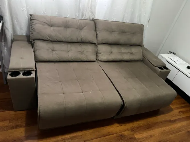 VENDO SOFÁ 4 LUGARES