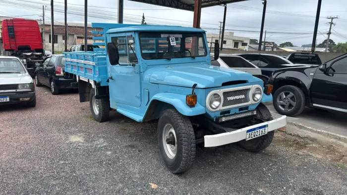 Toyota Band.Picape Chassi Curto Diesel 1985