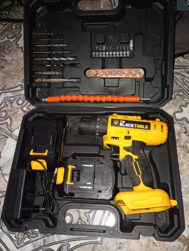 Vendo ferramentas