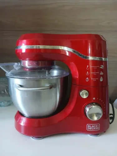 Batedeira Planetária Black+decker Plan1000 Vermelha (127v)