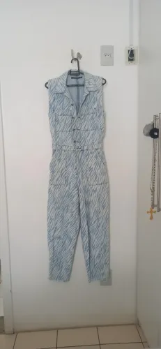 Macacão jeans Shoulder Tam P