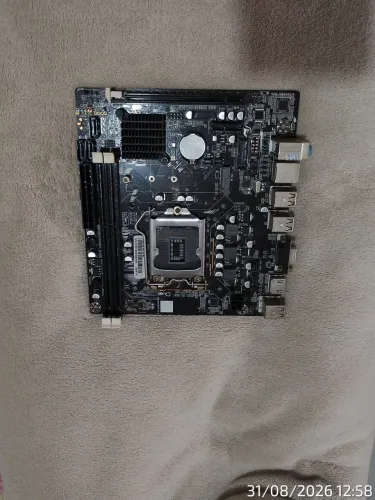 Placa mãe Duex H61 LGA 1155 DDR3 - Funciona perfeitamente