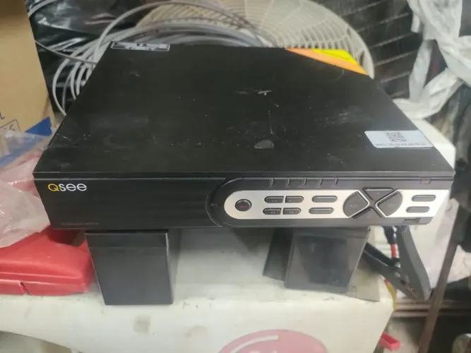 Vendo dois DVR 16 canais e 1TB de HD.