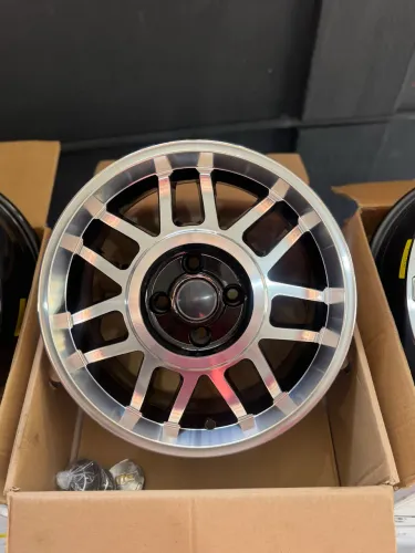 Roda Aro 15 4x100 modelo SnowFlake (Entrego instalado)