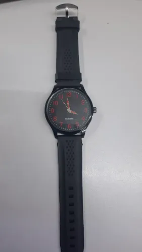 Relógio quartz vermelho e preto 
