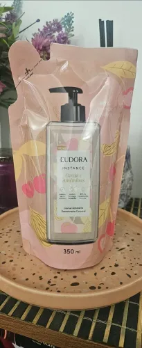 Creme Eudora Cereja e Amendoas