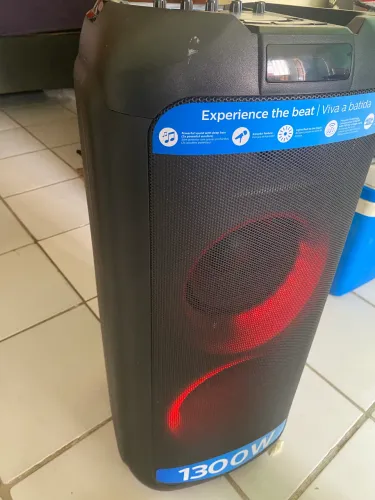 caixa de som philips 1300w