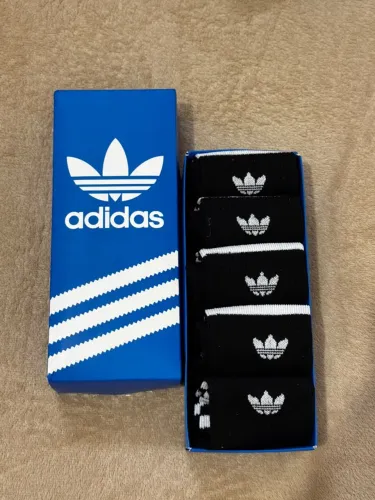 Kit 5 meias adidas cano longo em algodão!