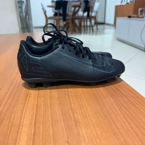 Vendo Chuteiras !