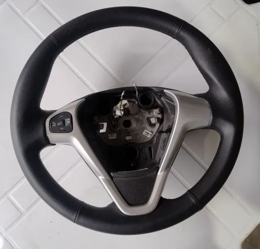 Volante new fiesta
