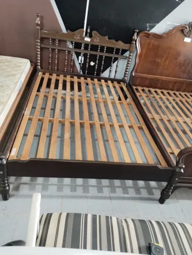 Cama madeira imbuia antiga