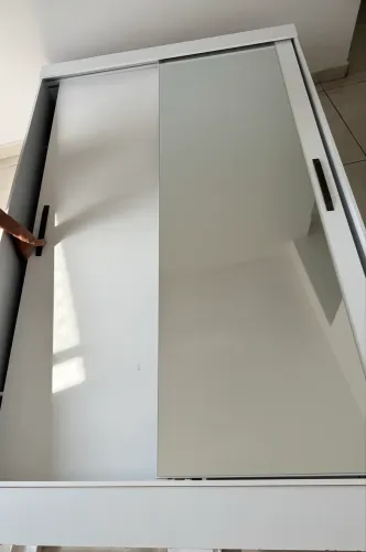 Guarda roupa de solteiro