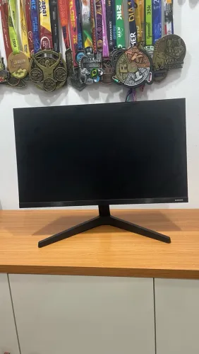 monitor Samsung 24 polegadas , 75hz , painel IPS, full HD, 5ms