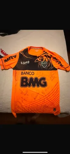 Camisa autografada pelo elenco inteiro Atletico Mineiro 2013