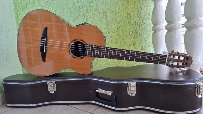 Violão Yamaha NCX900R - Muito novo