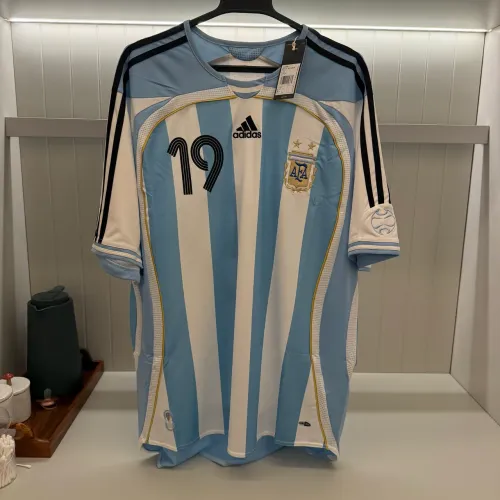 LIONEL MESSI - ARGENTINA | REEDIÇÃO ADIDAS 2006 | NOVA COM ETIQUETAS