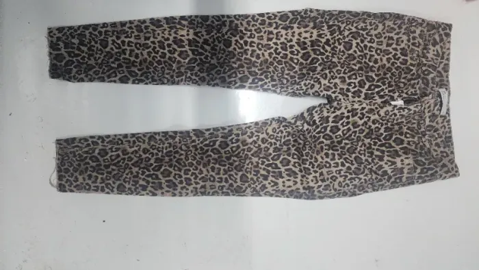 Calça Skin oncinha Tam:38
