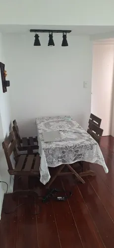 Jogo com 4 Cadeiras Rústicas