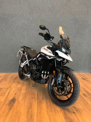 TRIUMPH TIGER 900 GT