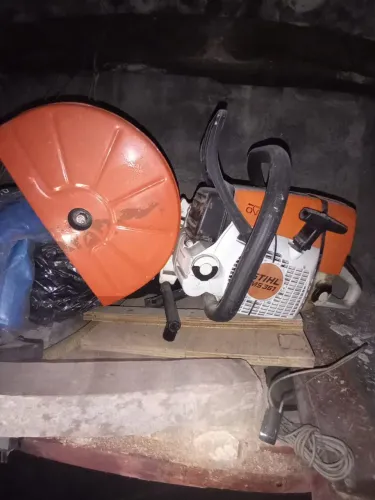 cortador a disco a combustão