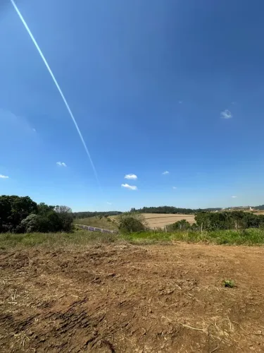 Terrenos com Natureza, Privacidade e Muito Espaço.