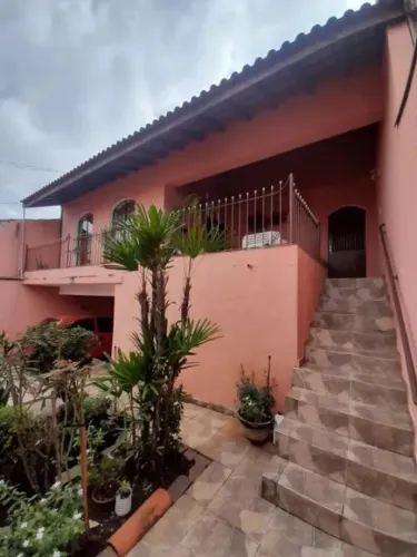Casa à venda no Jardim São Paulo, em Sorocaba-SP.