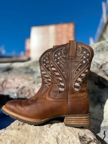 BOTA IMPORTADA DA ARIAT 