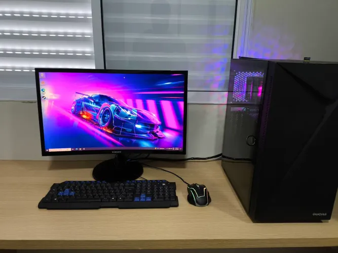 PC Gamer completo (RX 7600) - Roda tudo no ultra