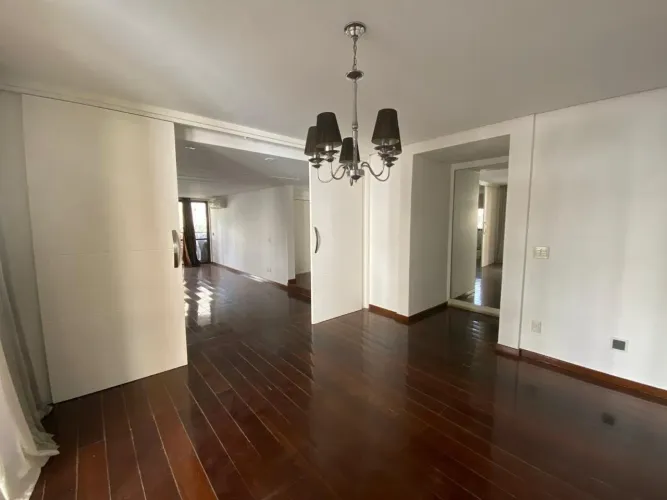 Apartamento 04 Quartos 01 Suíte 241,72m² Setor Bueno Goiania