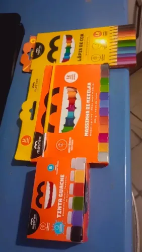 Kit Massinha de Modelar Tinta Guache e Lápis de Cor