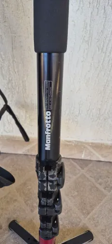 Monope manfrotto 561 usado + bag
