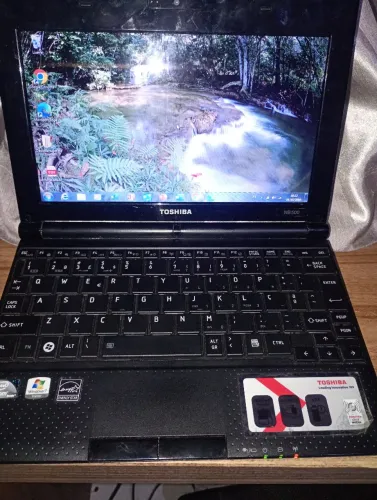 Mini Notebook Intel Toshiba Windows 7